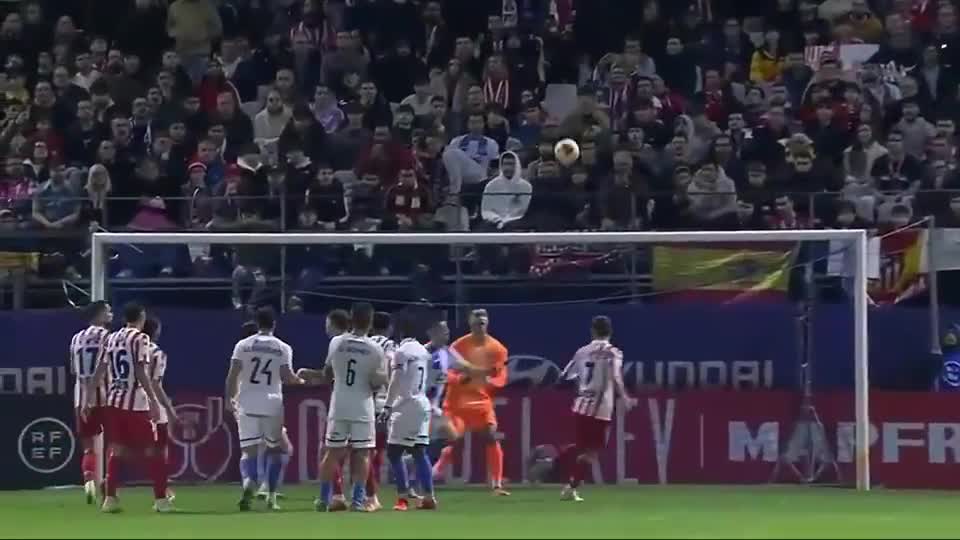 葡媒批评C罗：C罗应该为他的行为道歉，并对此感到羞愧