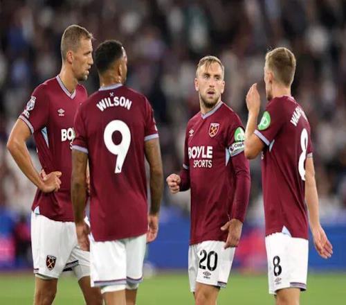 如今足坛的老队友相聚：